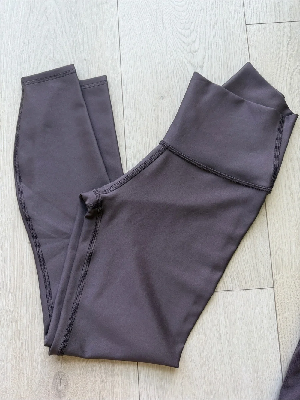 ALO Yoga matching alo